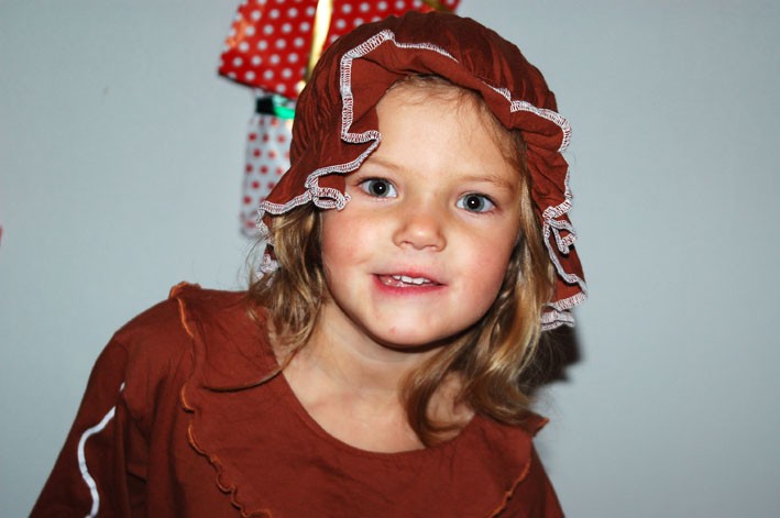 Wilma JOhansson, 4 år  i Vännäsby, hälsar till alla kompisar och hela släkten.